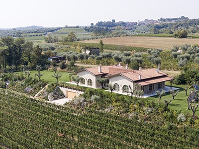 Una casa in bioedilizia by Rubner Haus nella Riviera del Garda