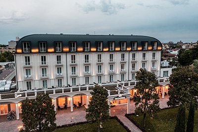 Scaglia 44 di Prefa, per il restyling dell’hotel Première di Abano Terme
