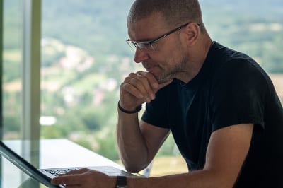 Robert Konieczny è il nuovo brand ambassador del Gruppo FAKRO
