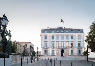 Un antico palazzo del 1750 di Lisbona, riconvertito a boutique hotel