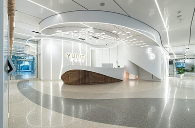 Spazi eleganti con Corian® per ridurre le frontiere tra lavoro e tempo libero