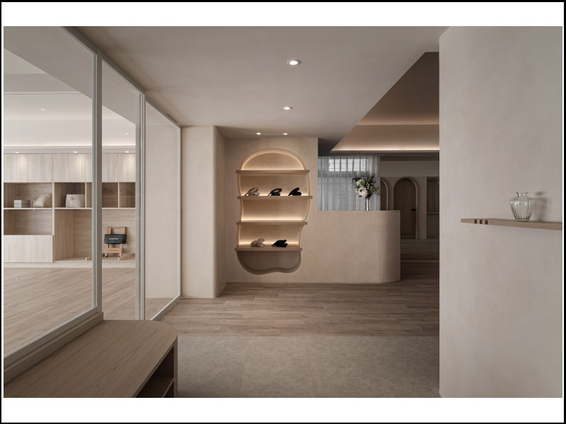 Artisanal minimalism nel nuovo Gyrotonic Studio a Tapei, firmato LOHE Design