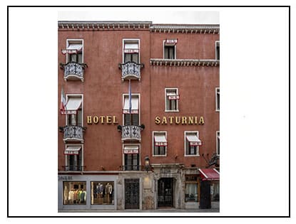 Molta attenzione ai materiali all’hotel Saturnia & International di Venezia