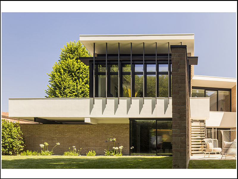 Villa Marchi ristrutturata architettonicmente ed energeticamente